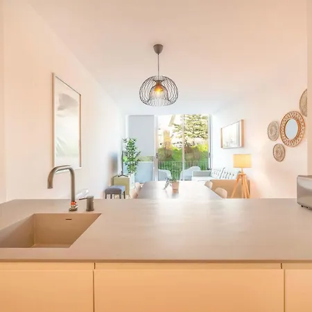 Guestready - A Pleasant In The Centre